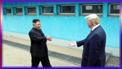 Trump_KimDMZ (88).jpg